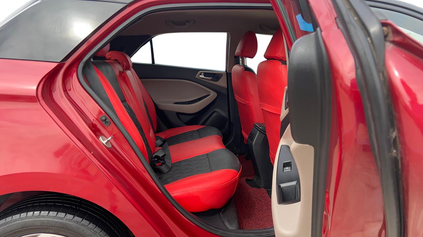 2020 Hyundai Elite i20 ASTA (O) CVT, Petrol, Automatic, 42,616 km, Right Side Rear Door Cabin