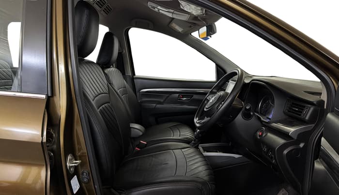 2019 Maruti XL6 ZETA AT, Petrol, Automatic, 62,039 km, Right Side Front Door Cabin