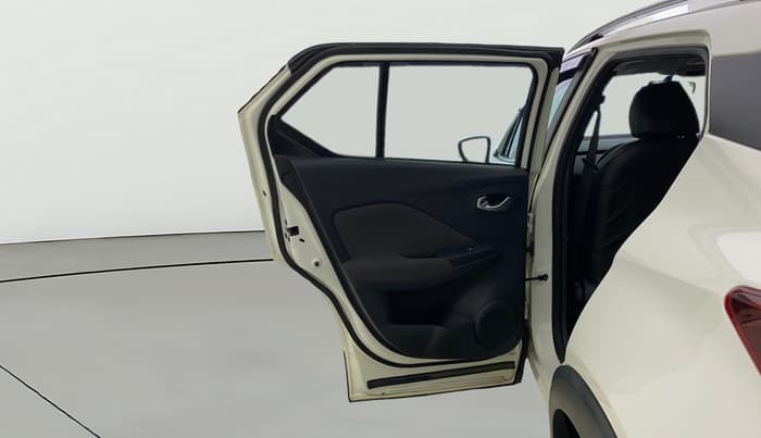 2021 Nissan Kicks XV 1.5, Petrol, Manual, 35,258 km, LHS Rear Door