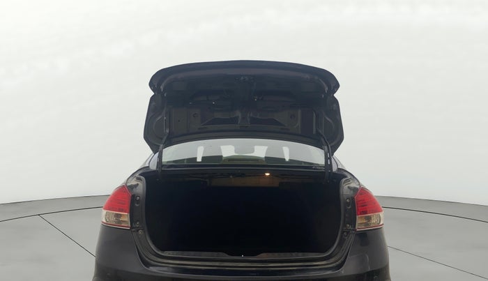 2015 Maruti Ciaz ZDI, Diesel, Manual, 1,17,422 km, Boot Door Open