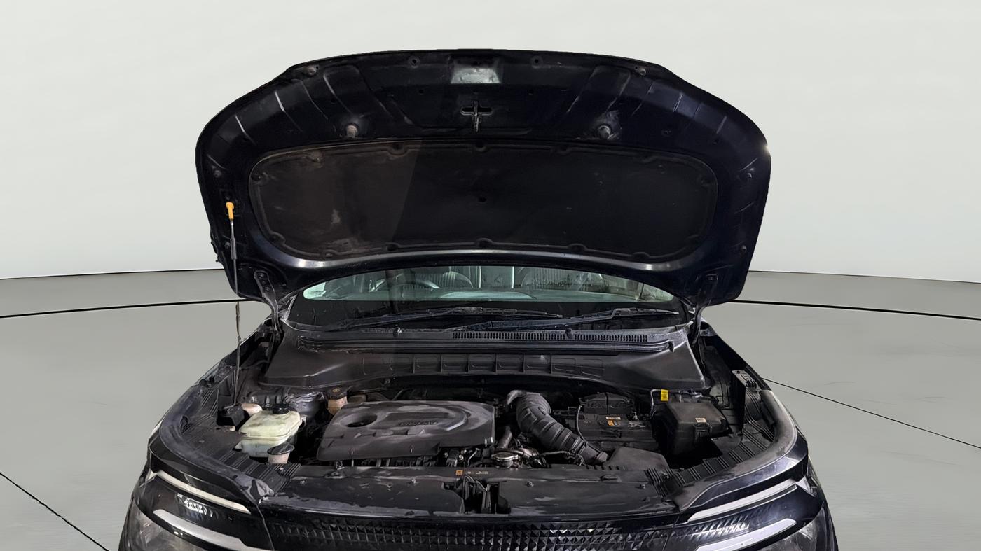 2023 KIA CARENS PRESTIGE 1.5 DIESEL IMT 7 STR, Diesel, Manual, 1,05,054 km, Open Bonet