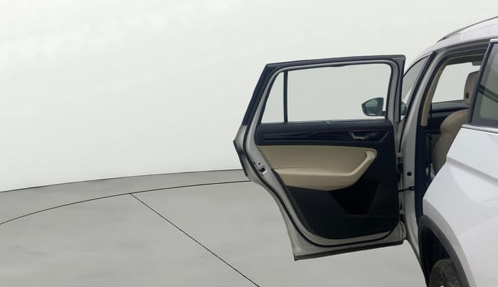 2018 Skoda Kodiaq L&K 2.0 TDI 4X4 AT, Diesel, Automatic, 1,29,281 km, LHS Rear Door