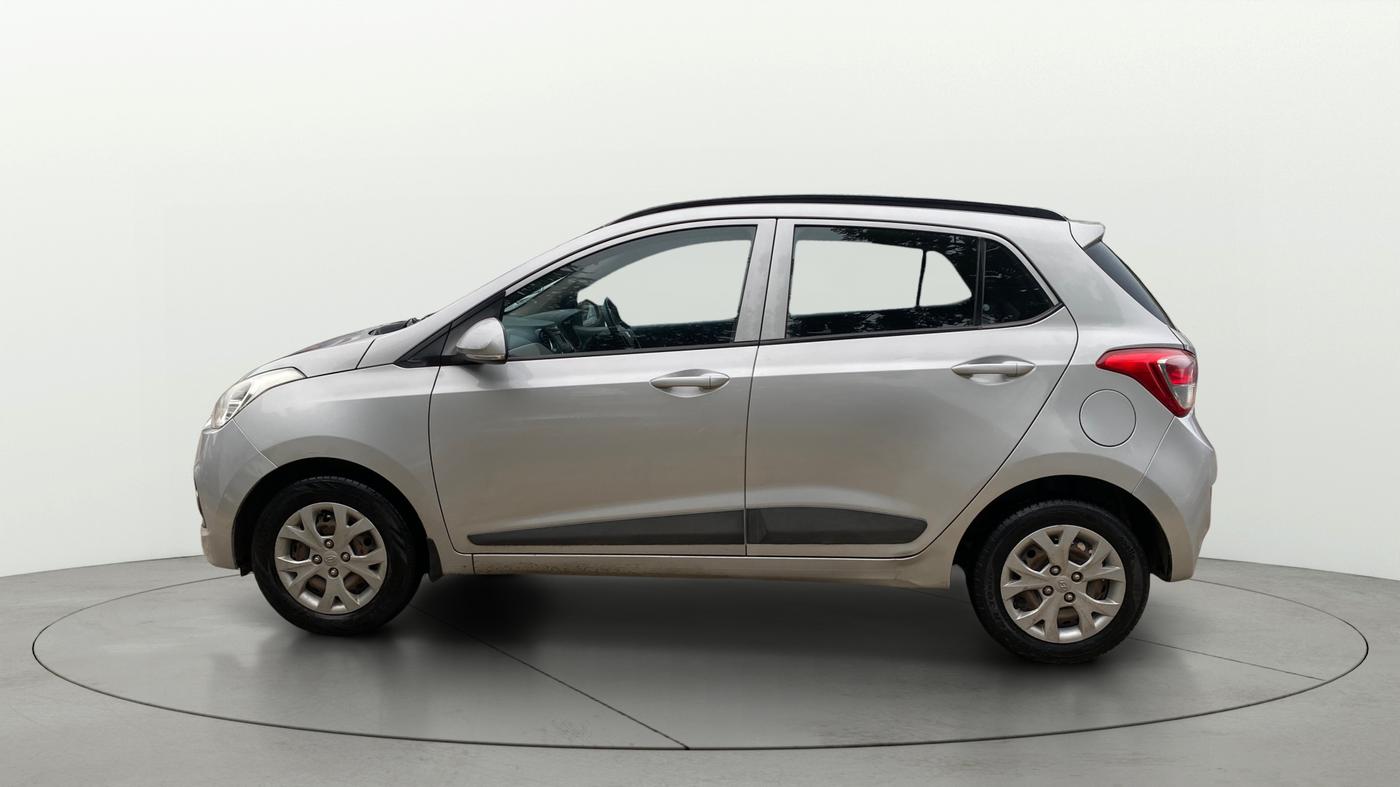 2015 Hyundai Grand i10 SPORTZ 1.2 KAPPA VTVT, Petrol, Manual, 28,213 km, Left Side