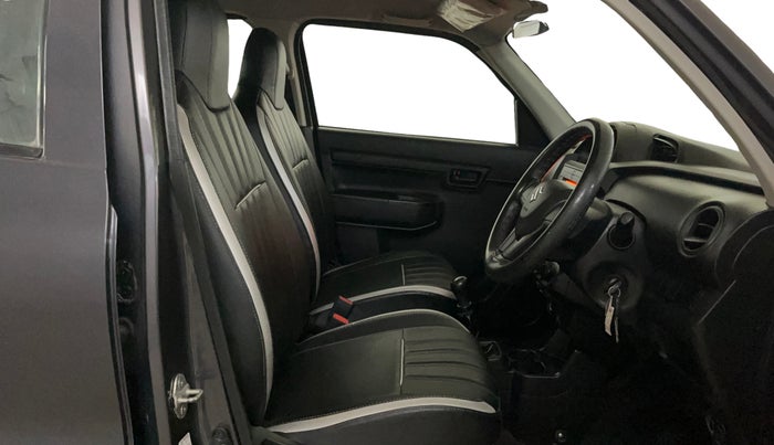 2020 Maruti S PRESSO VXI, Petrol, Manual, 31,905 km, Right Side Front Door Cabin