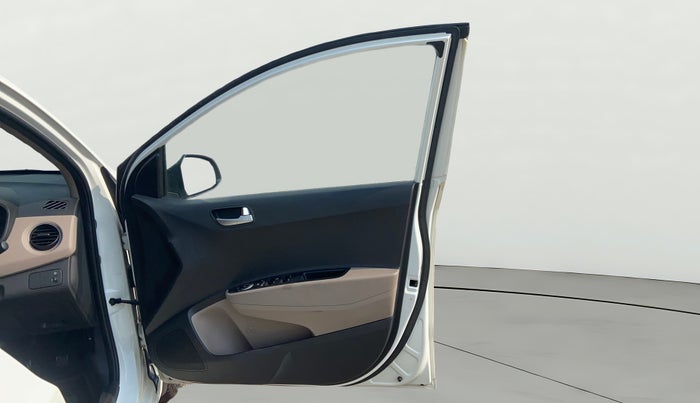 2016 Hyundai Grand i10 SPORTZ 1.2 KAPPA VTVT, Petrol, Manual, 51,857 km, RHS Front Door