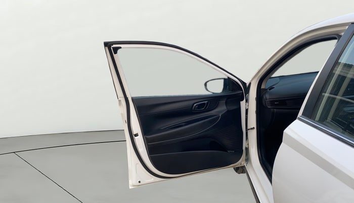 2023 Hyundai NEW I20 SPORTZ 1.2 MT, Petrol, Manual, 48,674 km, LHS Front Door