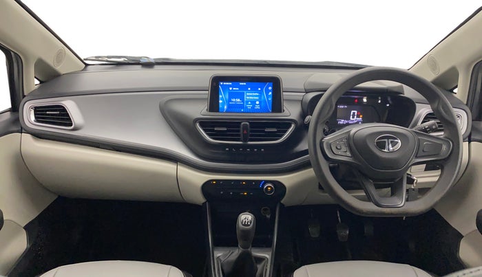 2024 Tata ALTROZ XM PLUS CNG, CNG, Manual, 37,548 km, Dashboard