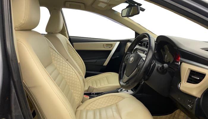 2016 Toyota Corolla Altis VL CVT PETROL, CNG, Automatic, 1,11,426 km, Right Side Front Door Cabin