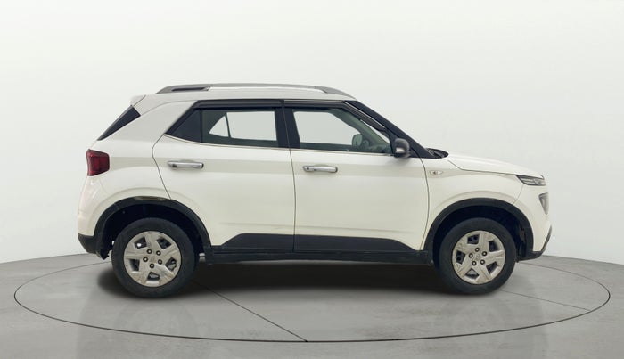 2019 Hyundai VENUE S 1.2, CNG, Manual, 61,911 km, Right Side View