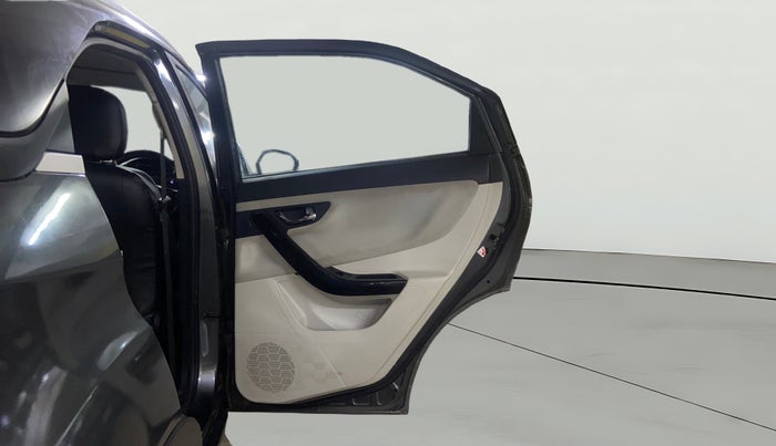 2022 Tata NEXON XZ PLUS DIESEL SUNROOF, Diesel, Manual, 62,362 km, RHS Rear Door