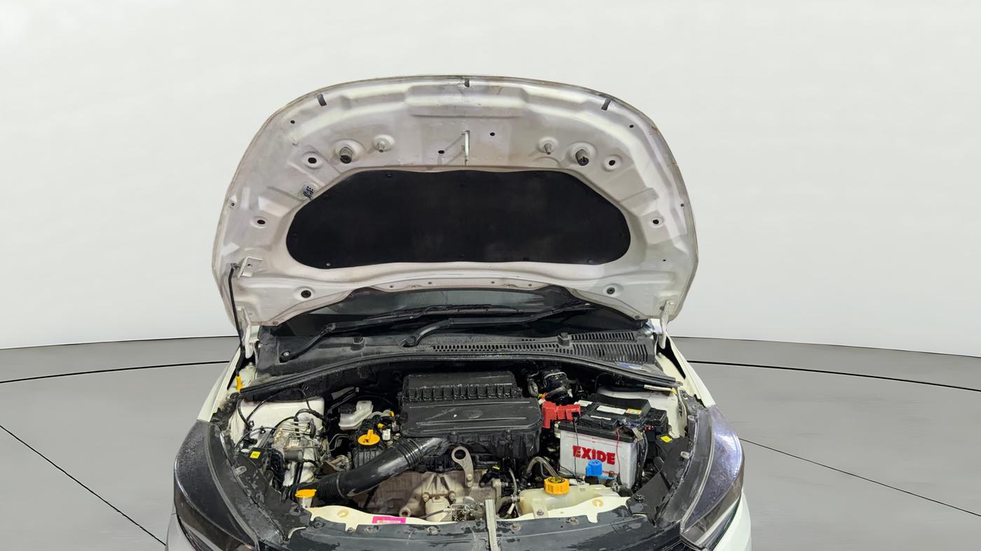 2024 Tata Tiago XT PETROL, CNG, Manual, 29,890 km, Open Bonet
