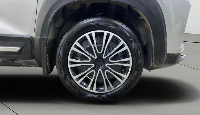 2021 Renault Kiger RXT 1.0 TURBO MT, CNG, Manual, 93,451 km, Right Front Wheel