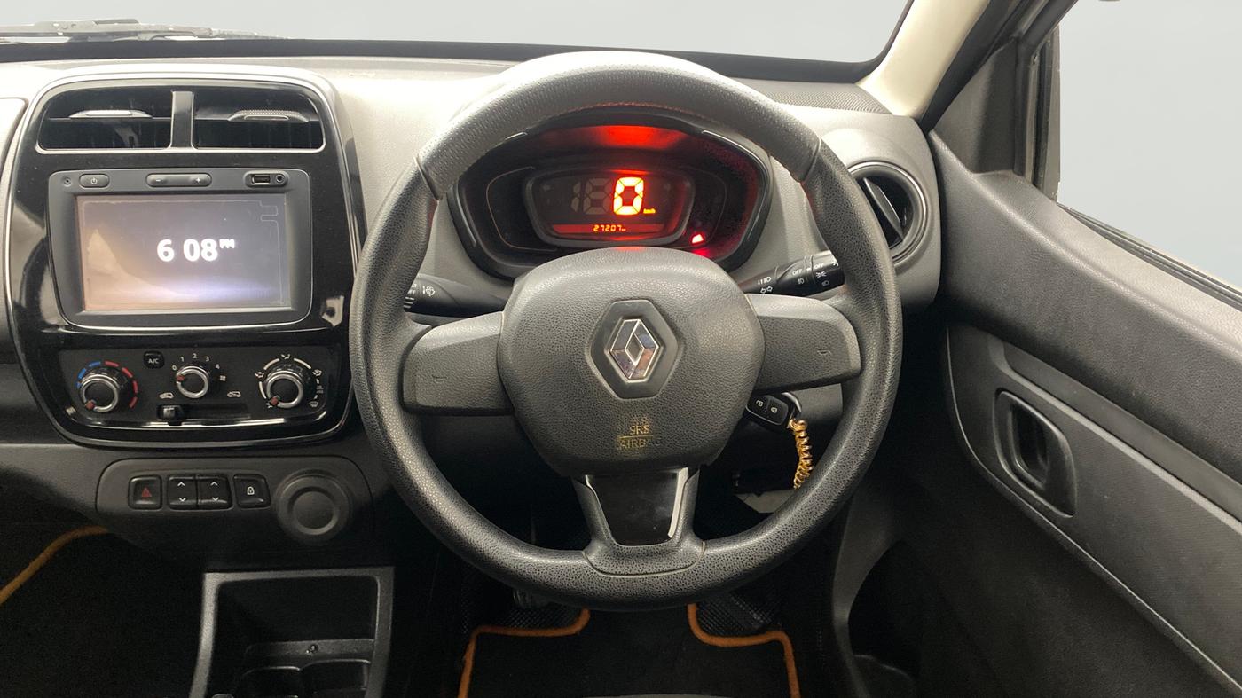 2017 Renault Kwid RXT 1.0, Petrol, Manual, 27,198 km, Steering Wheel Close Up