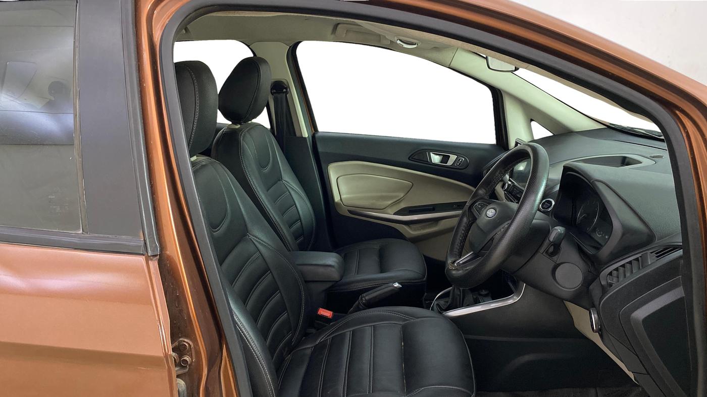 2019 Ford Ecosport TITANIUM 1.5L DIESEL, Diesel, Manual, 1,09,199 km, Right Side Front Door Cabin