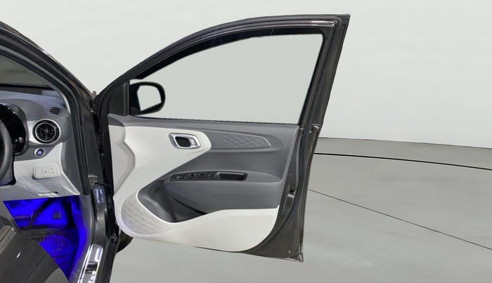 2025 Hyundai GRAND I10 NIOS Sportz (O) 1.2 Kappa AMT, Petrol, Automatic, 7,112 km, RHS Front Door