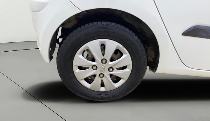 2013 Hyundai i10 MAGNA 1.1, Petrol, Manual, 76,739 km, Right Rear Wheel