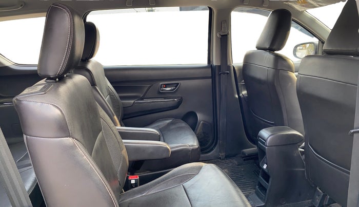 2021 Maruti XL6 ALPHA MT, Petrol, Manual, 67,823 km, Right Side Rear Door Cabin