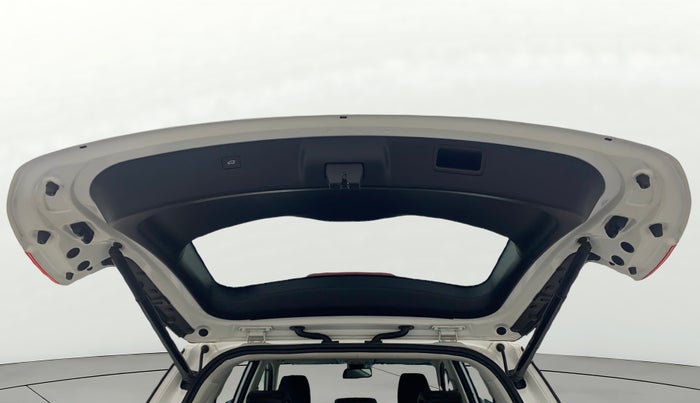 2020 MG HECTOR SHARP 1.5 DCT PETROL, Petrol, Automatic, 78,178 km, Boot Door Open