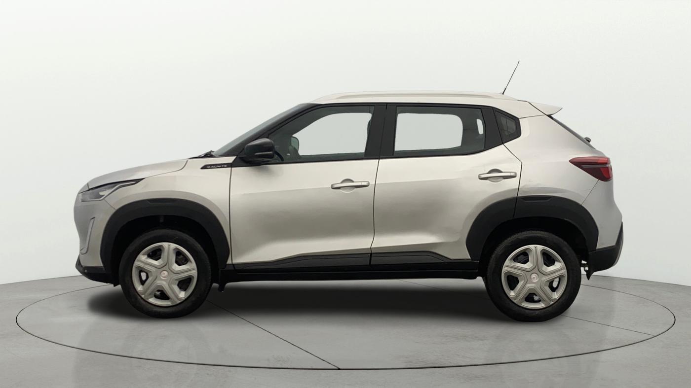 2022 Nissan MAGNITE XL, Petrol, Manual, 39,797 km, Left Side