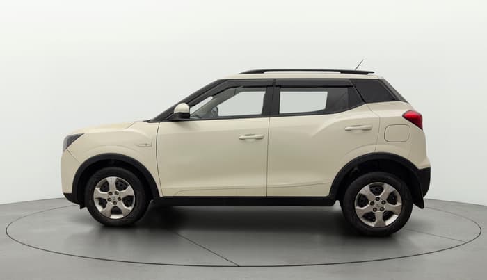 2023 Mahindra XUV300 W6 1.5 Diesel, Diesel, Manual, 44,358 km, Left Side