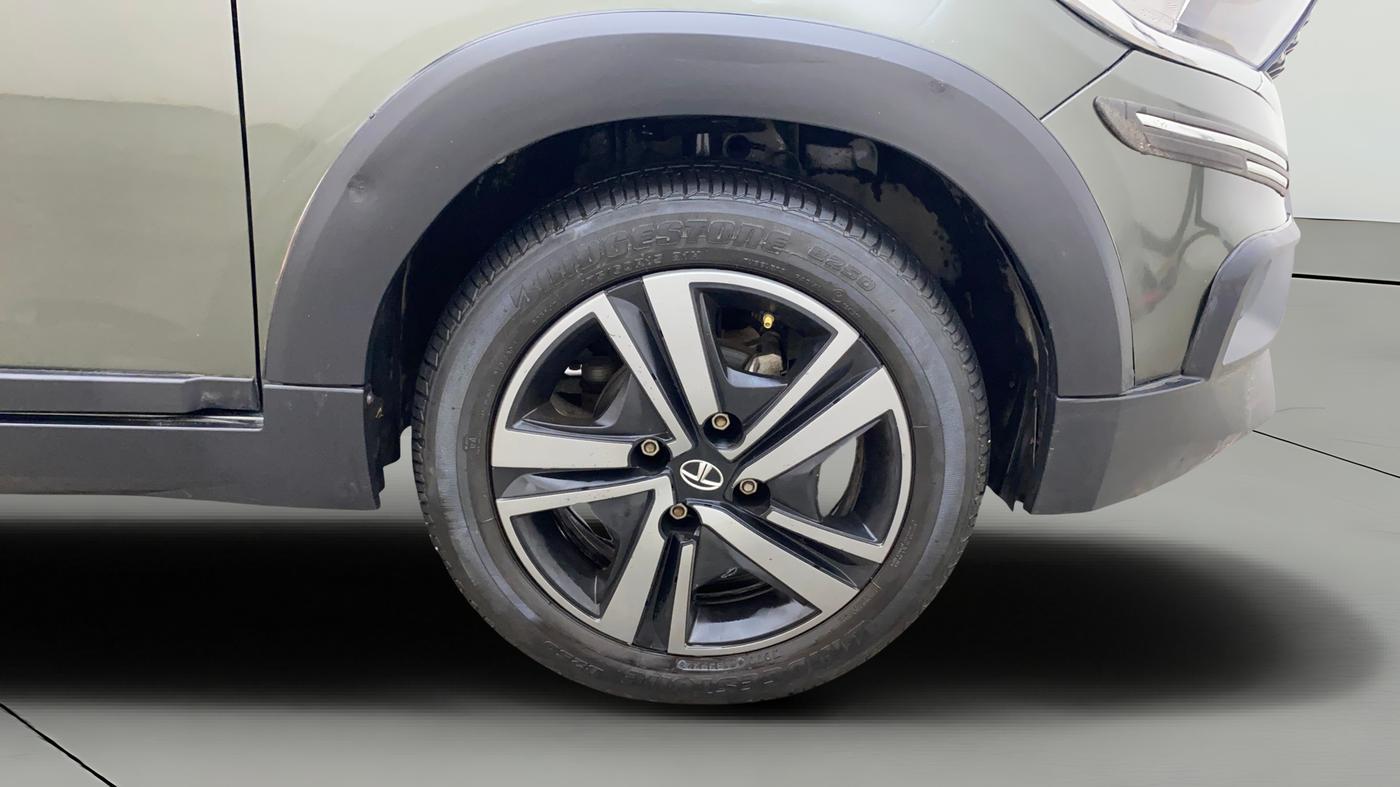 2022 Tata TIAGO NRG XZ MT, Petrol, Manual, 20,159 km, Right Front Wheel