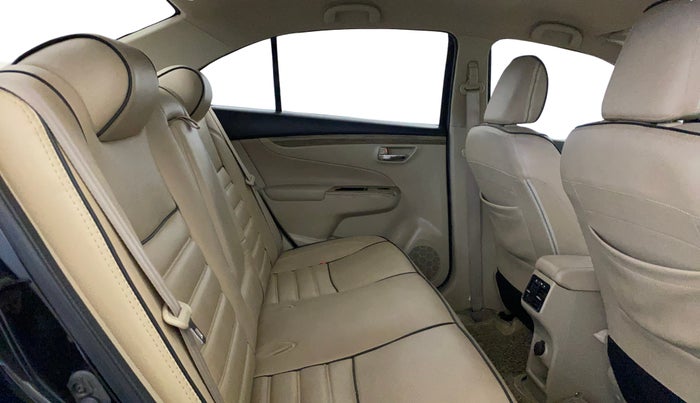 2021 Maruti Ciaz DELTA AT 1.5 SHVS PETROL, Petrol, Automatic, 42,474 km, Right Side Rear Door Cabin