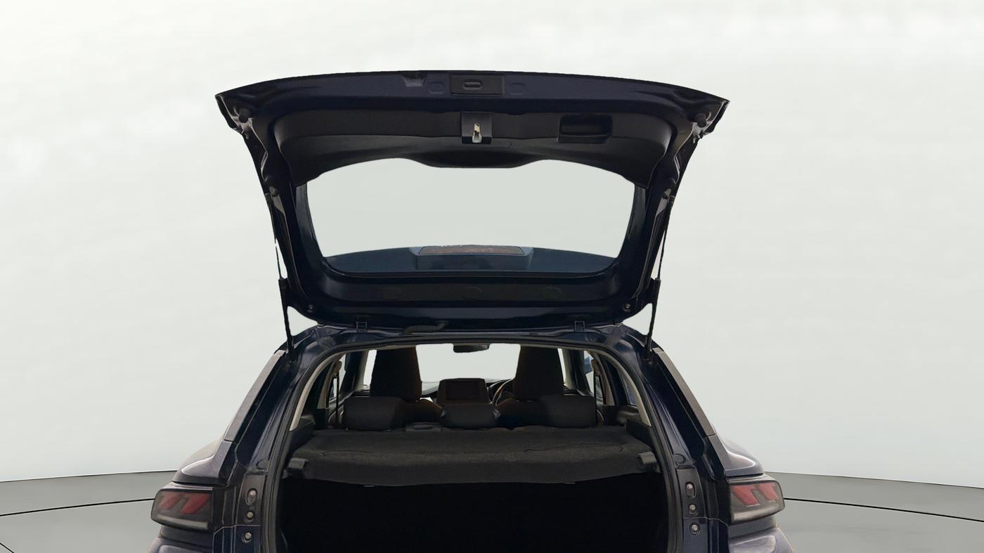 2023 Maruti FRONX DELTA 1.2 AGS, Petrol, Automatic, 39,967 km, Boot Door Open