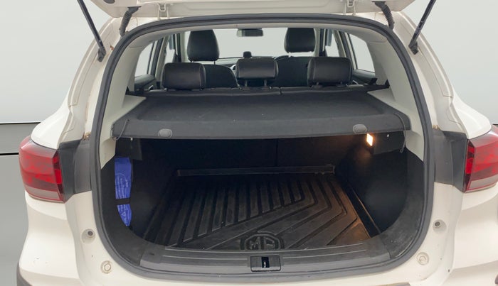 2022 MG ASTOR SHARP 1.5 MT, Petrol, Manual, 30,004 km, Boot Open Zoomed View