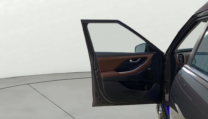 2022 Hyundai ALCAZAR 2.0 SIGNATURE (O) AT 7STR, Petrol, Automatic, 39,464 km, LHS Front Door