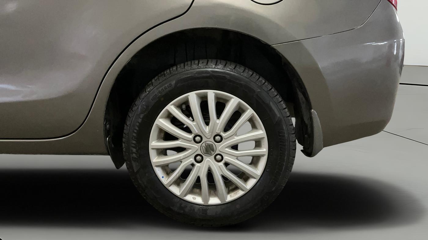 2018 Maruti Dzire ZXI, Petrol, Manual, 91,119 km, Left Rear Wheel