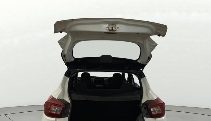 2022 Renault Kwid CLIMBER 1.0 AMT Dual Tone , Petrol, Automatic, 60,839 km, Boot Door Open