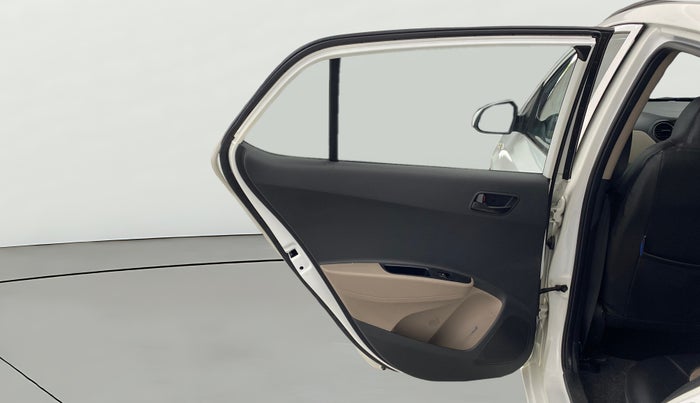 2018 Hyundai Grand i10 MAGNA AT 1.2 KAPPA VTVT, Petrol, Automatic, 49,574 km, LHS Rear Door