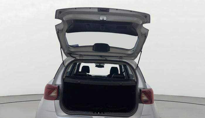 2019 Hyundai VENUE SX 1.0 (O) TURBO, Petrol, Manual, 1,20,117 km, Boot Door Open