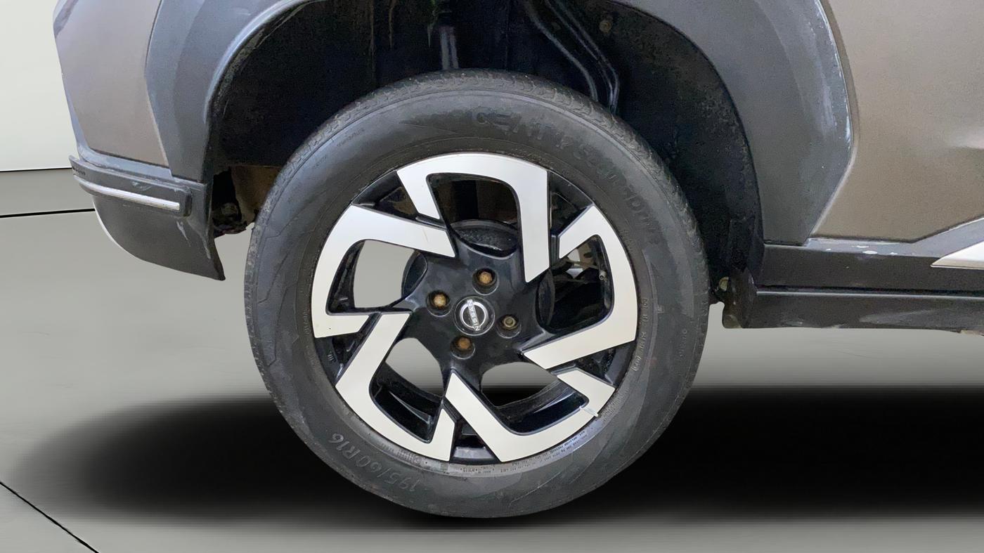 2021 Nissan MAGNITE XV TURBO CVT, Petrol, Automatic, 76,520 km, Right Rear Wheel