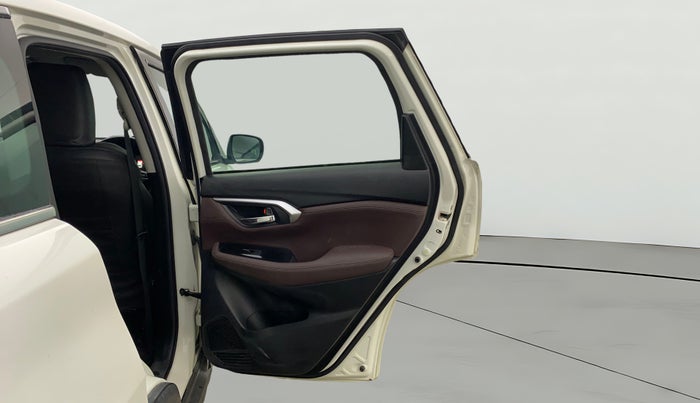 2022 Maruti Grand Vitara ZETA SMART HYBRID, Petrol, Manual, 55,993 km, RHS Rear Door