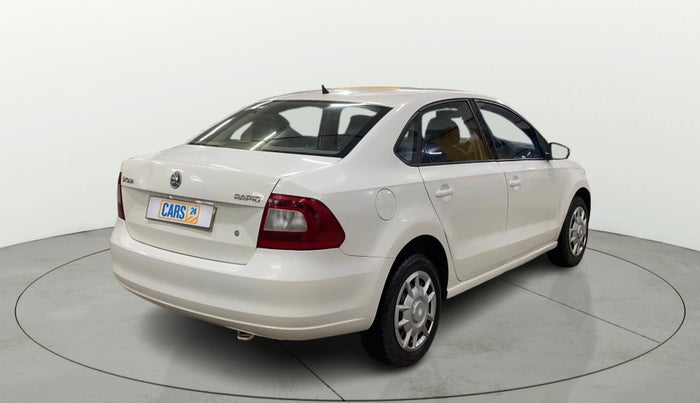 2016 Skoda Rapid 1.6 MPI ACTIVE, Petrol, Manual, 83,139 km, Right Back Diagonal