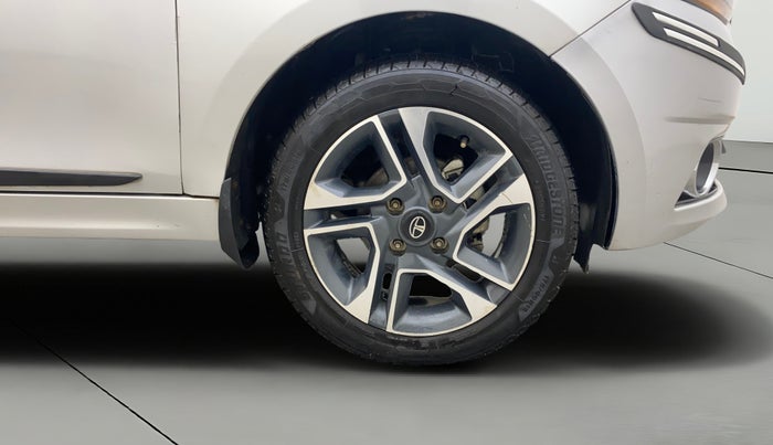 2018 Tata TIGOR XZA PETROL, Petrol, Automatic, 58,989 km, Right Front Wheel