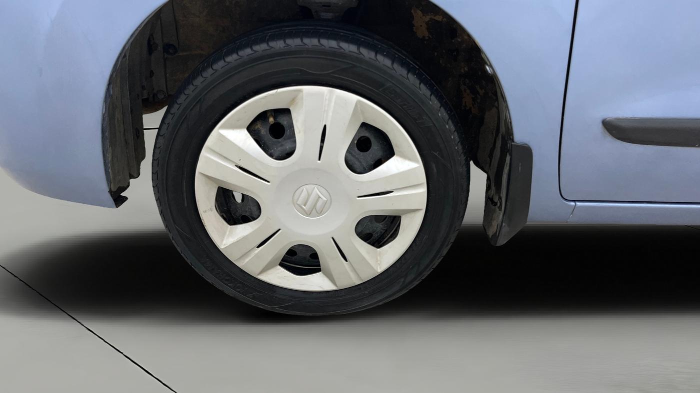 2013 Maruti Wagon R 1.0 VXI, Petrol, Manual, 38,781 km, Left Front Wheel