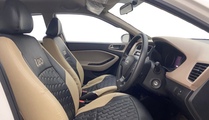 2018 Hyundai Elite i20 ASTA 1.2  CVT, Petrol, Automatic, 20,578 km, Right Side Front Door Cabin