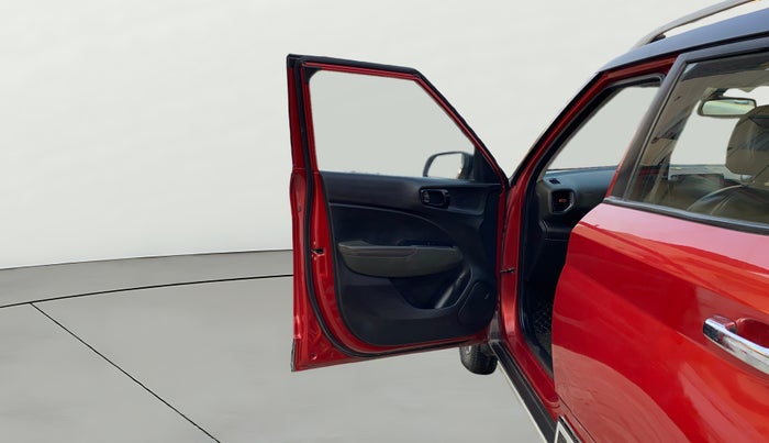 2019 Hyundai VENUE SX PLUS 1.0 TURBO DCT DUAL TONE, Petrol, Automatic, 29,566 km, LHS Front Door