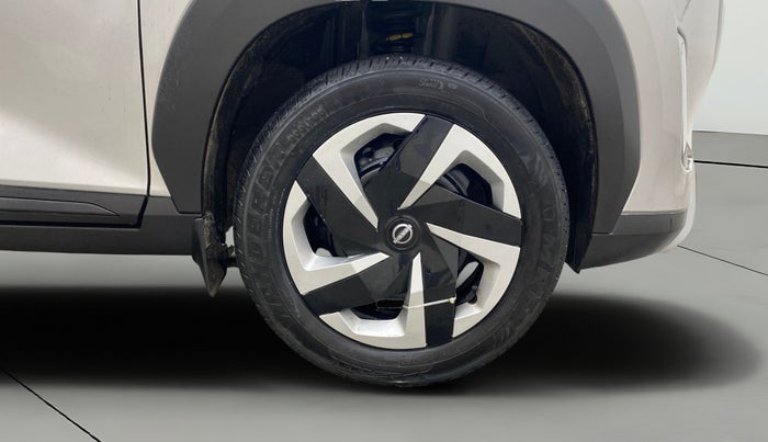 2025 Nissan MAGNITE Acenta B4D 1.0 Petrol MT, Petrol, Manual, 15,265 km, Right Front Wheel