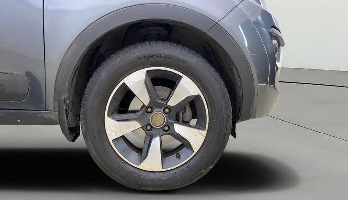 2018 Tata NEXON XZ PLUS DIESEL, Diesel, Manual, 93,457 km, Right Front Wheel