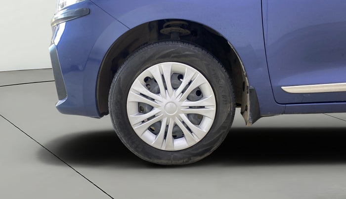 2021 Maruti Ertiga VXI CNG, CNG, Manual, 93,879 km, Left Front Wheel