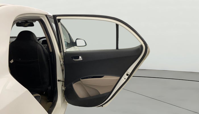 2014 Hyundai Xcent SX 1.2, Petrol, Manual, 43,010 km, RHS Rear Door