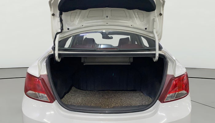 2017 Hyundai Verna 1.6 CRDI SX, Diesel, Manual, 1,00,677 km, Boot Open Zoomed View