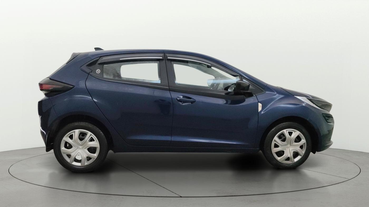 2024 Tata ALTROZ XM PLUS SUNROOF CNG, CNG, Manual, 44,187 km, Right Side View