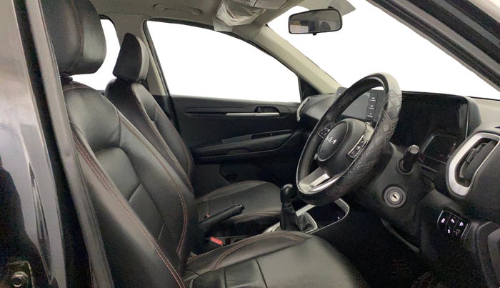 2024 KIA SONET HTK (O) 1.2 Petrol MT, Petrol, Manual, 19,416 km, Right Side Front Door Cabin