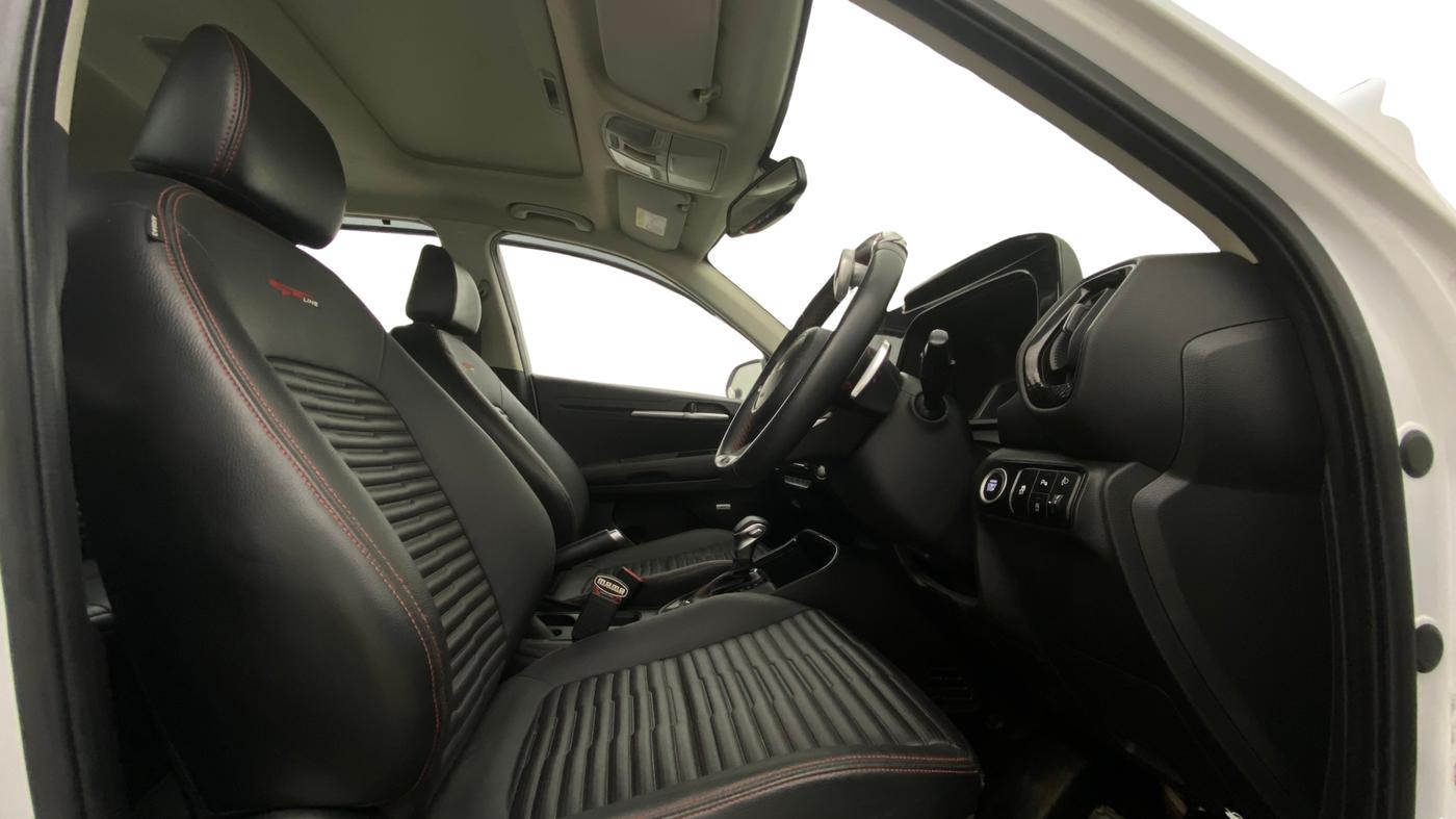 2023 KIA SONET GTX PLUS 1.0 DCT, Petrol, Automatic, 28,748 km, Right Side Front Door Cabin