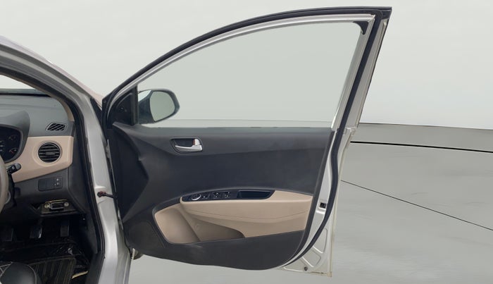 2016 Hyundai Xcent S 1.2 SPECIAL EDITION, Petrol, Manual, 72,959 km, RHS Front Door