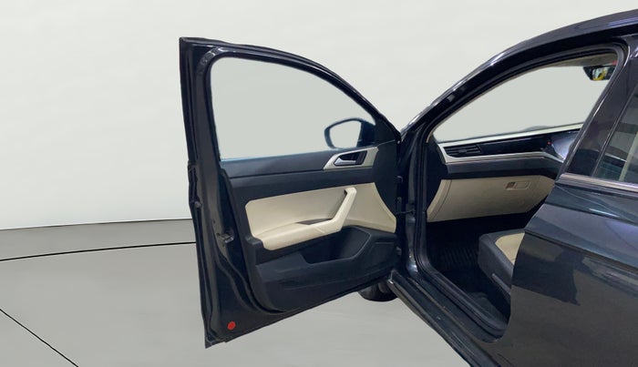 2022 Volkswagen VIRTUS TOPLINE TSI 1.0 AT, Petrol, Automatic, 16,917 km, LHS Front Door